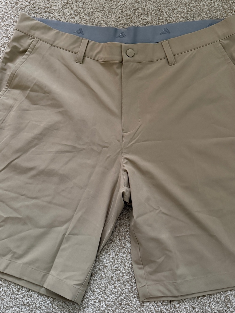 Adidas Ultimate 365 10” Hemp/Khaki Flat Front Golf Shorts. SZ 38